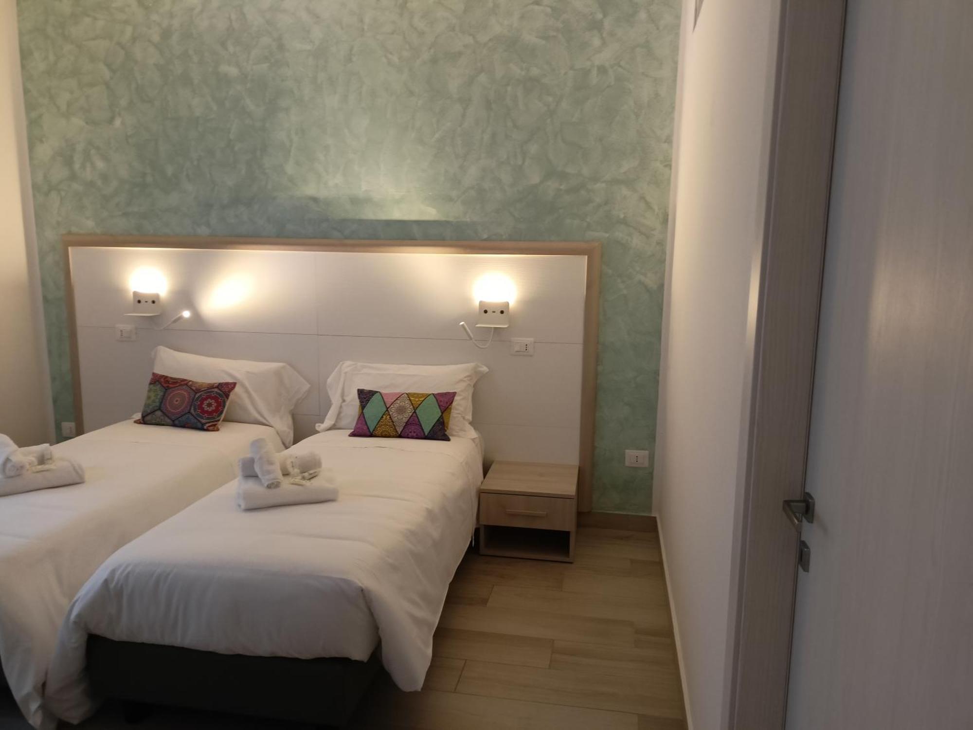 La Dea Rooms Φεράρα Εξωτερικό φωτογραφία